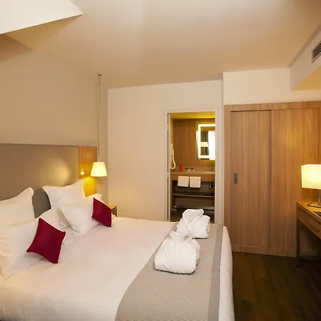 Paris Cdg Airport Apart-hotel 4*