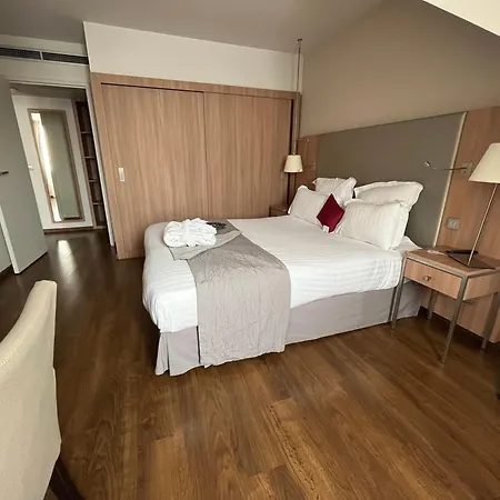 Residhome Park Appart hôtel 4*