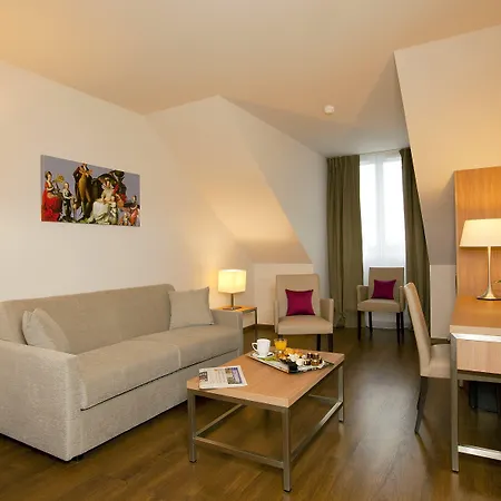 Paris Cdg Airport 4*